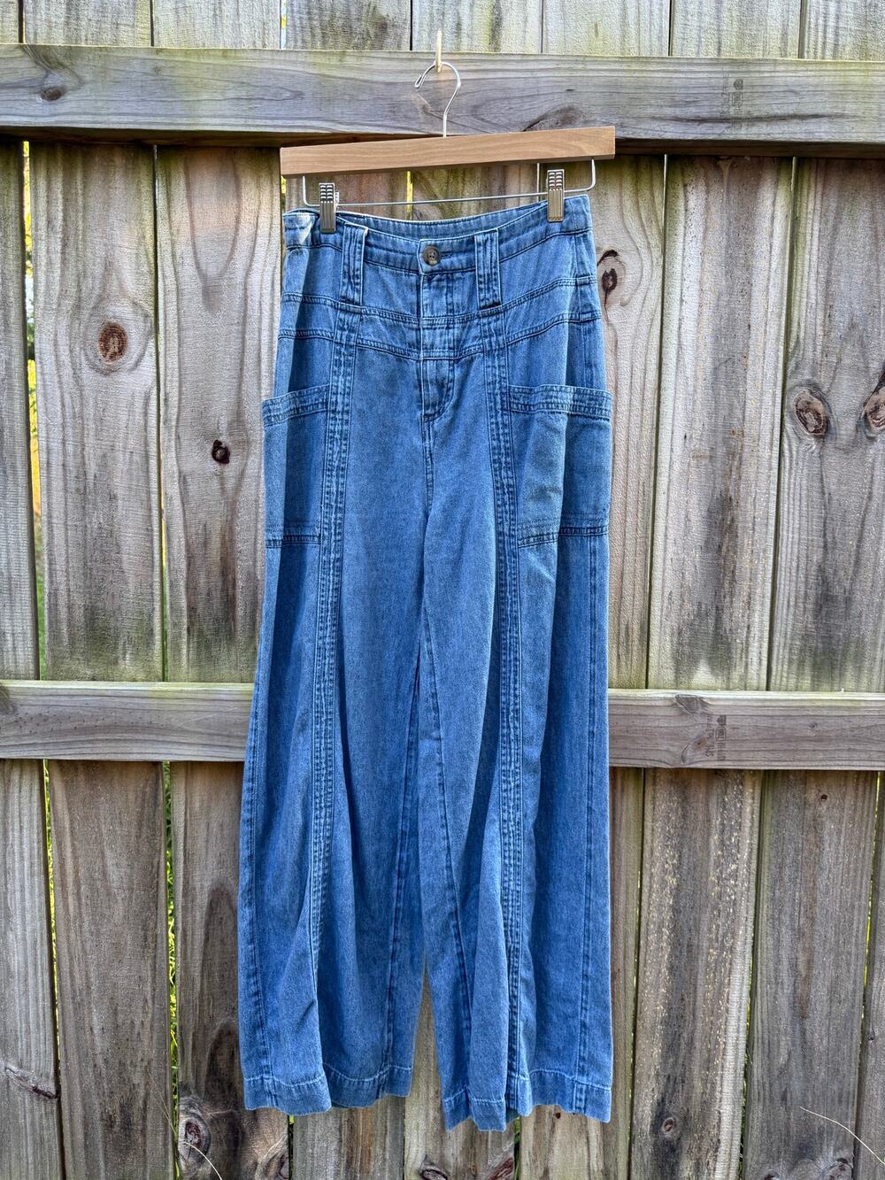 Vintage 90s Y2K Wide Leg Utility Jeans | Baggy Pocket Denim